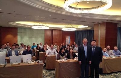Dr. Peter Jiang Invited to Teach to UCLA MBA Students in Shanghai