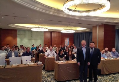Dr. Peter Jiang Invited to Teach to UCLA MBA Students in Shanghai